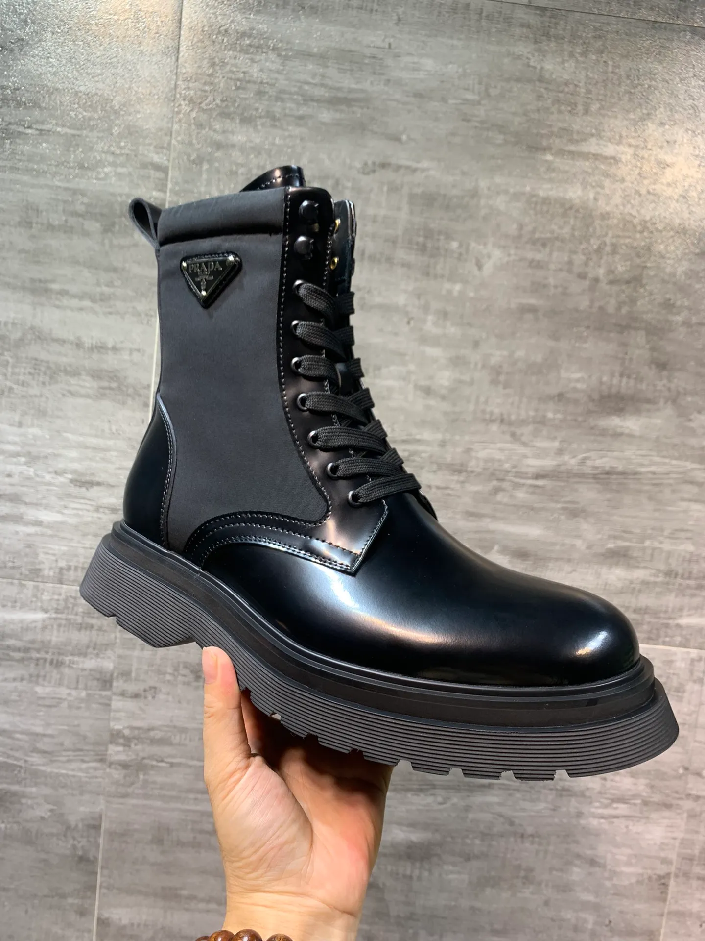 Men's men's shoes 💰820💰 🔥🔥🔥prada derby Prada top version thick-soled derby shoes, lace-up Martin boots, ken same fabric imported open edge beads, cowhide lining, cowhide feet complete set packaging code number 38-46